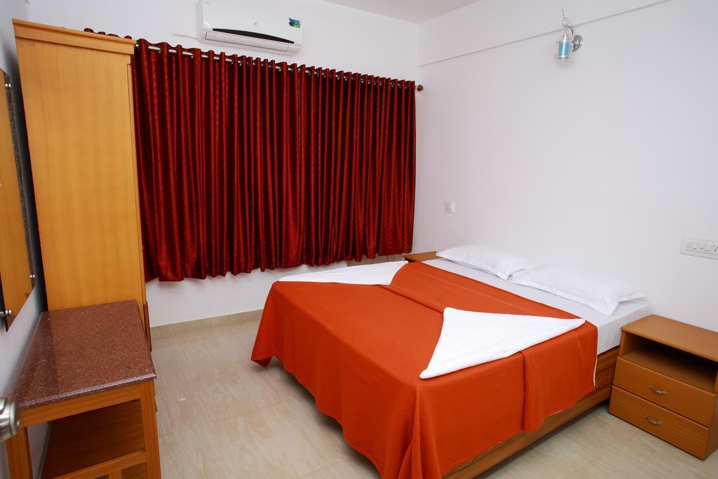 Phils' Residency & Banquets Hotel Kochi Quarto foto