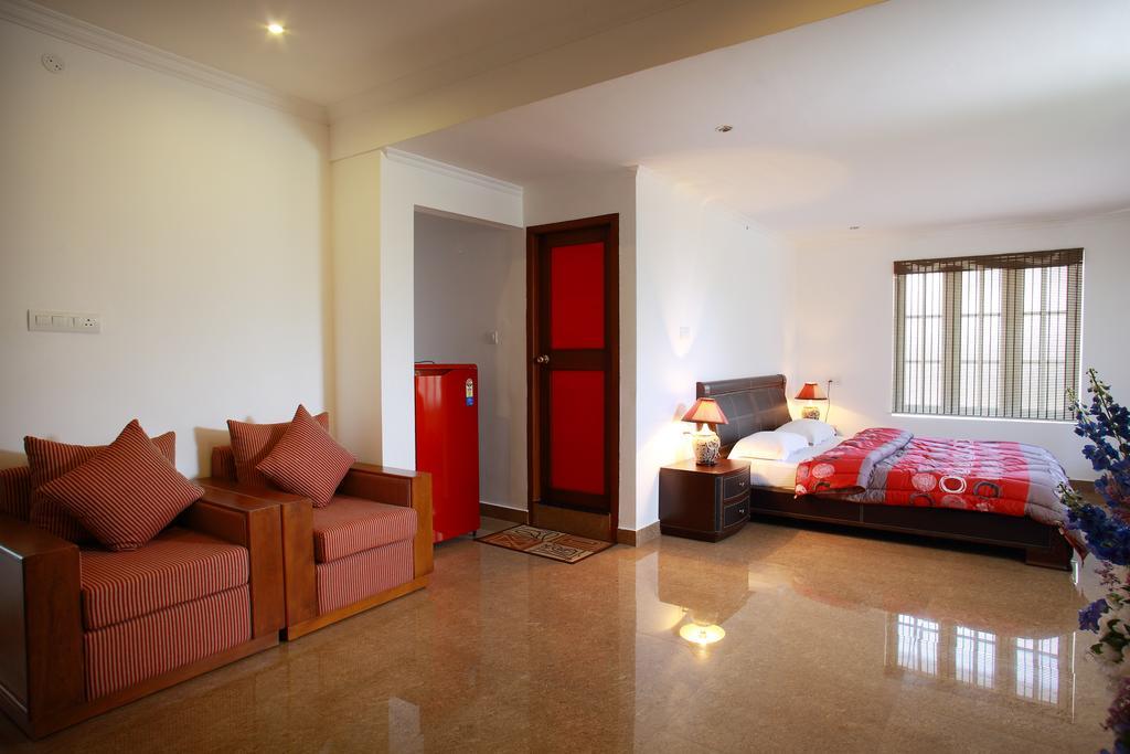 Phils' Residency & Banquets Hotel Kochi Quarto foto