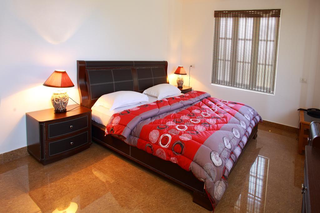 Phils' Residency & Banquets Hotel Kochi Quarto foto